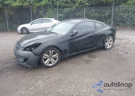 2010 Hyundai Genesis 2.0T z USA, uszkodzony, nr VIN KMHHT6KD7AU028056